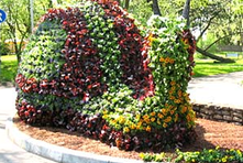 Slimák 1400 x 600 x 1100 green city kvetinová socha